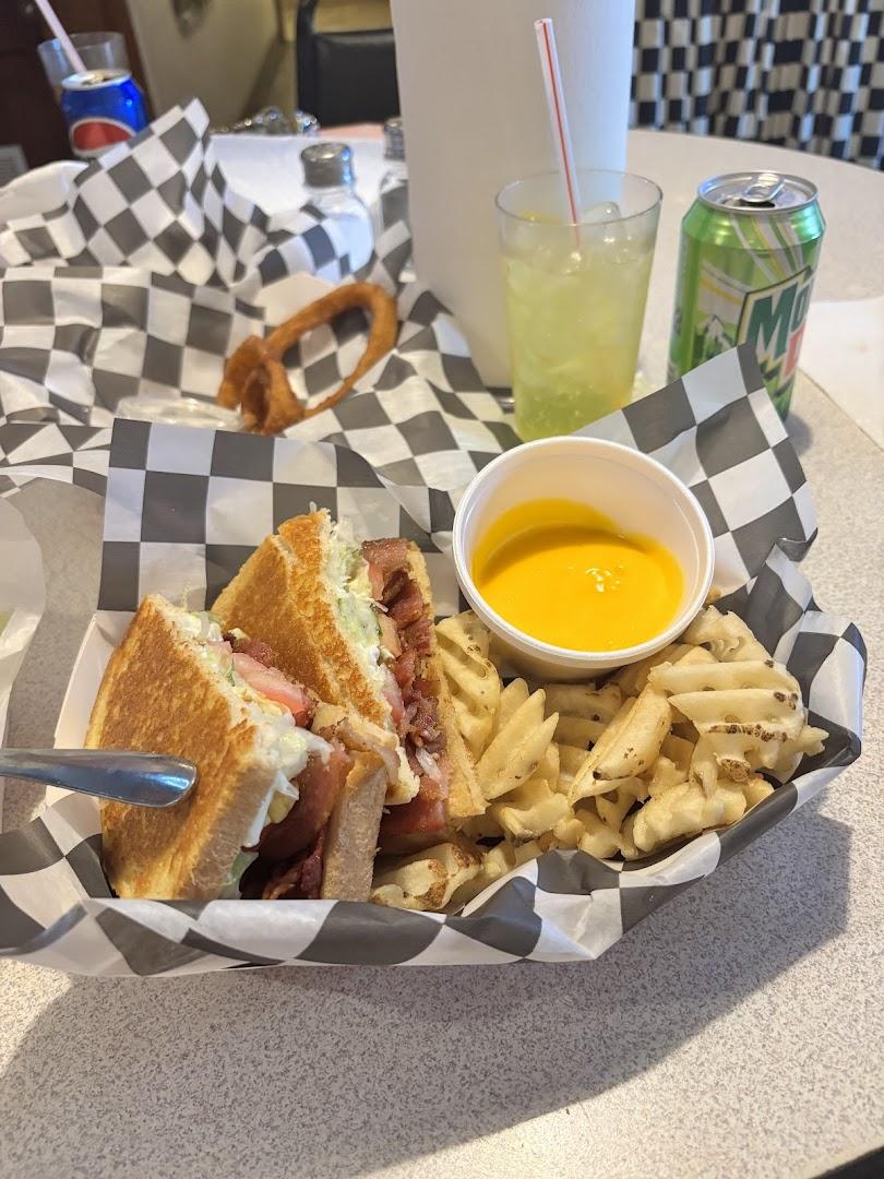 Blue Room - Kirby, OH