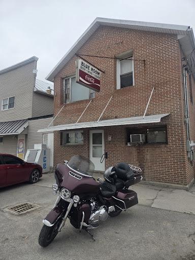 Blue Room - Kirby, OH